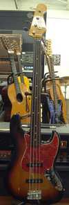 Fender Japan Frettless with Duncan 1.jpg